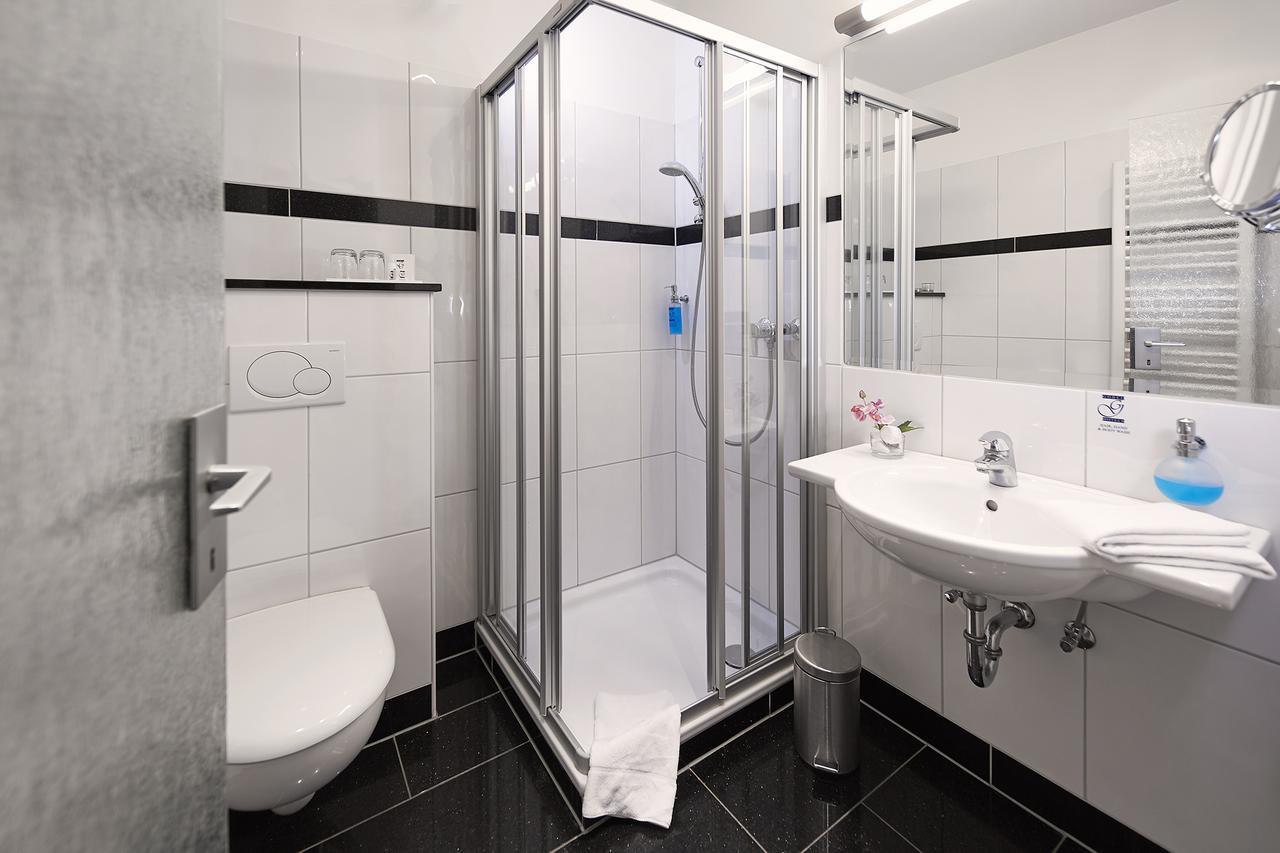 Goebels Landhotel Виллинген Экстерьер фото