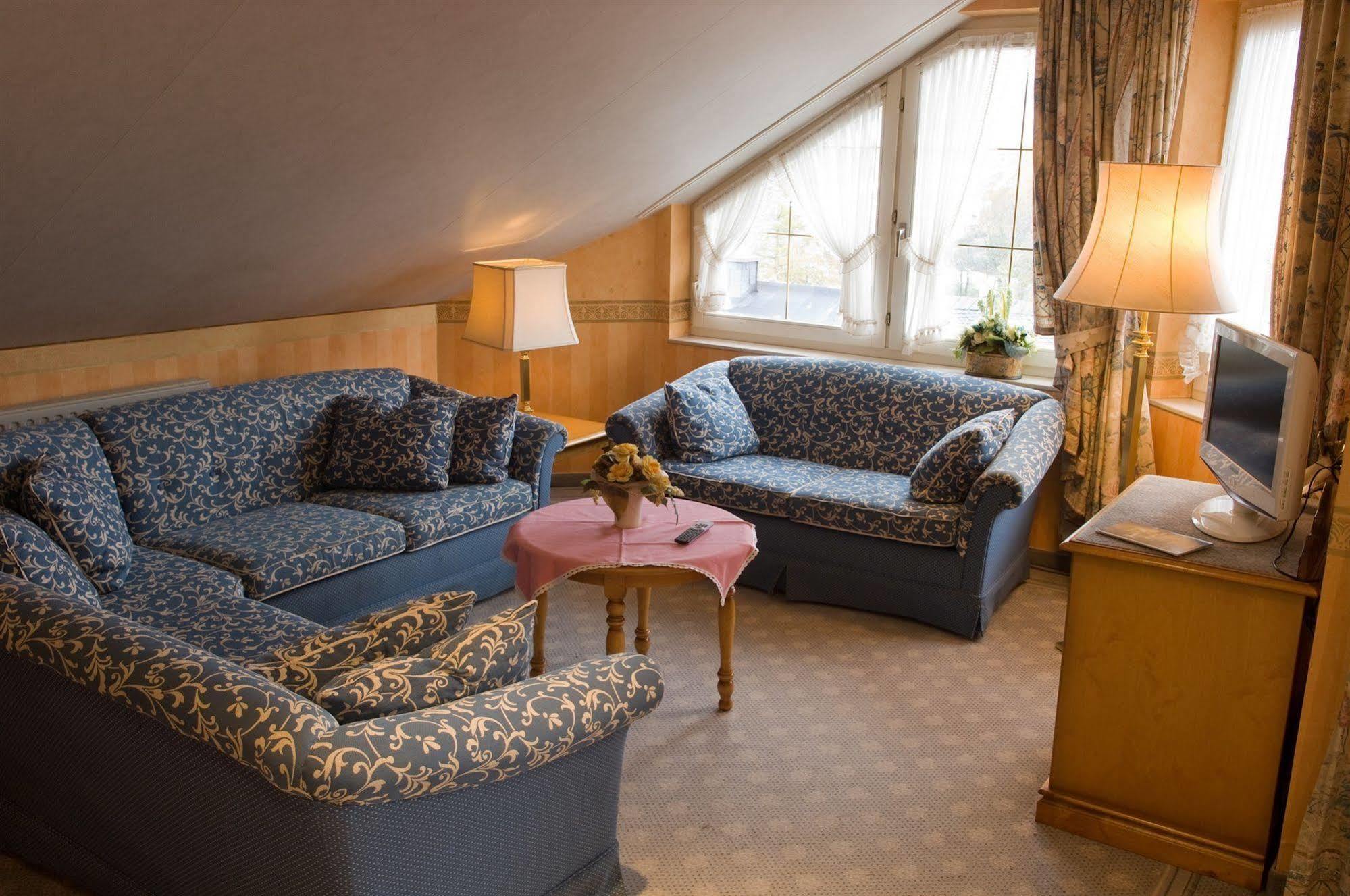 Goebels Landhotel Виллинген Экстерьер фото